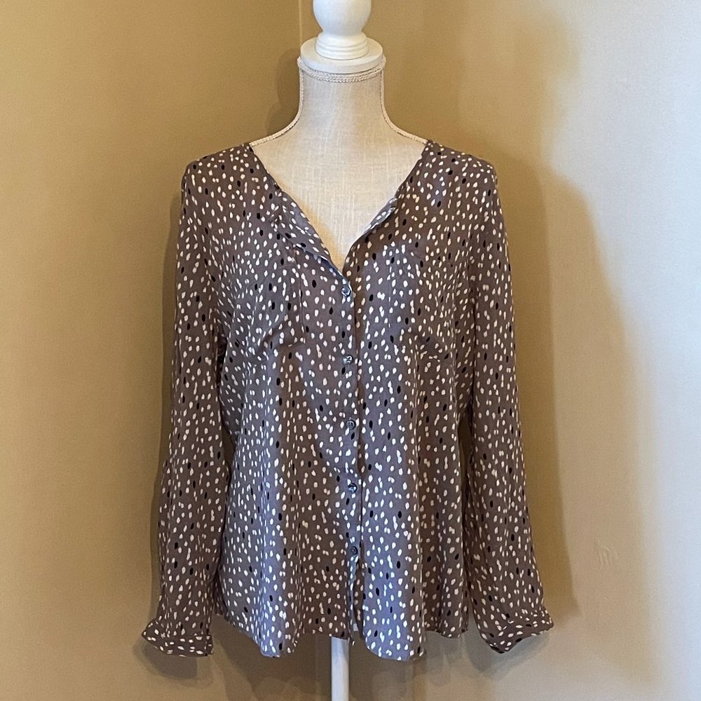 Old Navy Speckled Button-up Blouse - Grey with Black & White dots